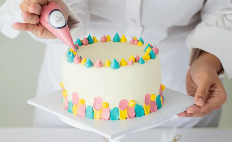 custom birthday cake